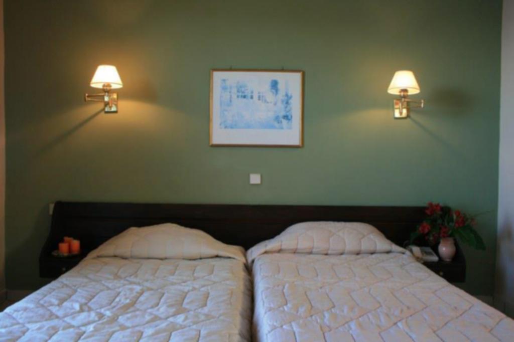 Aegli Hotel