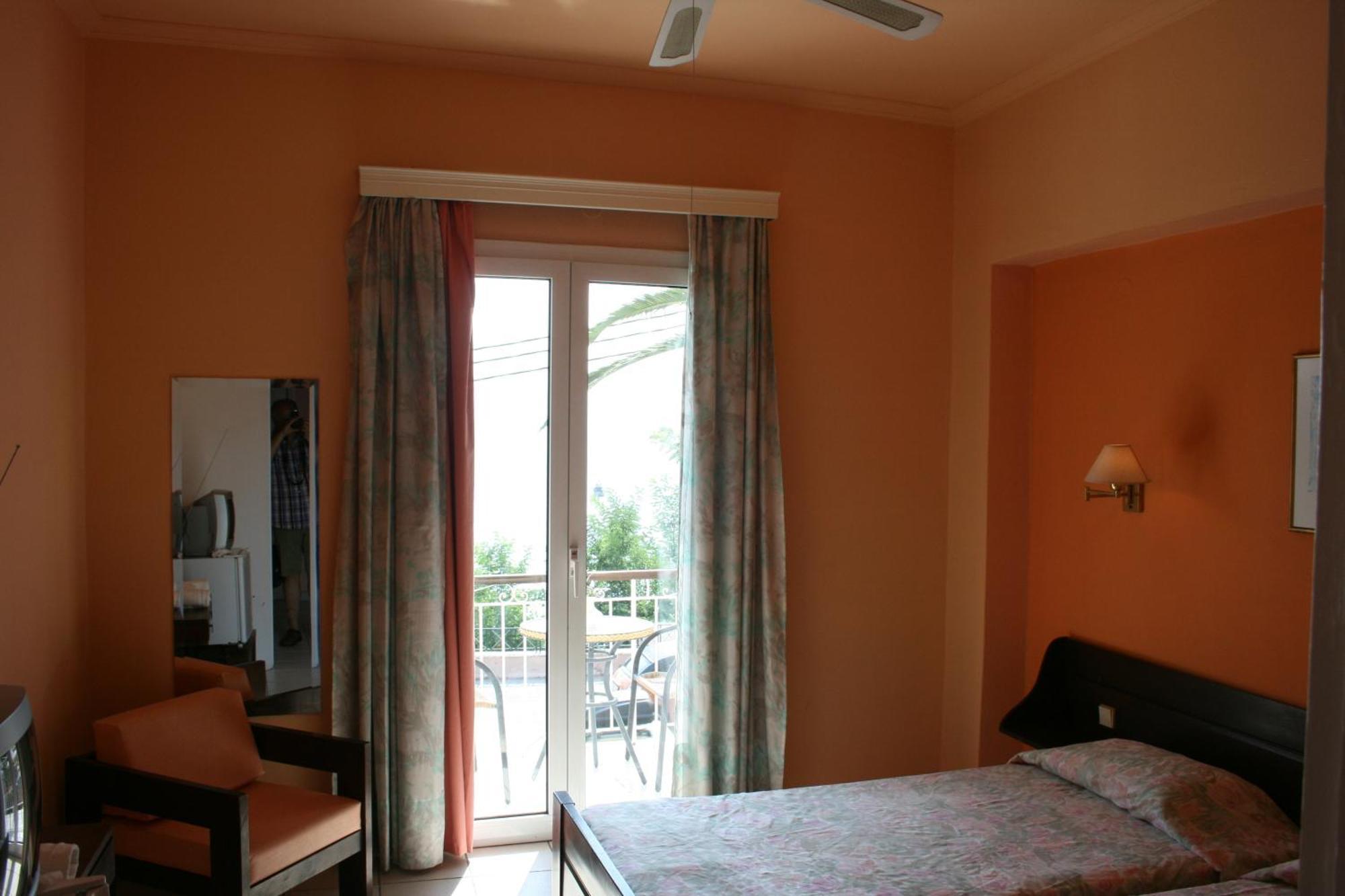 Aegli Hotel Perama (Corfu)