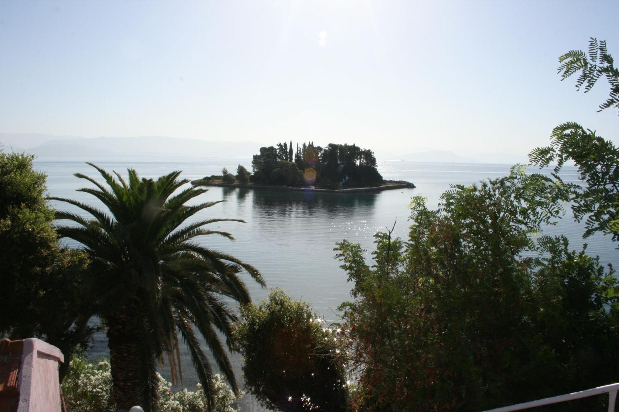 Aegli Perama (Corfu)