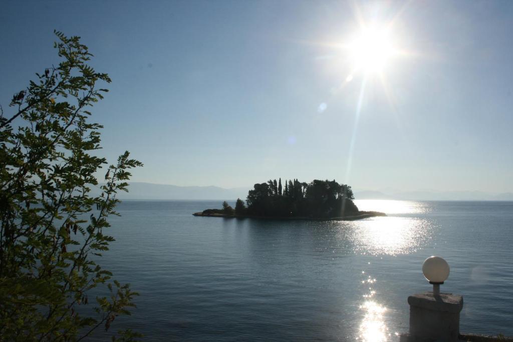 Aegli 2* Perama (Corfu)